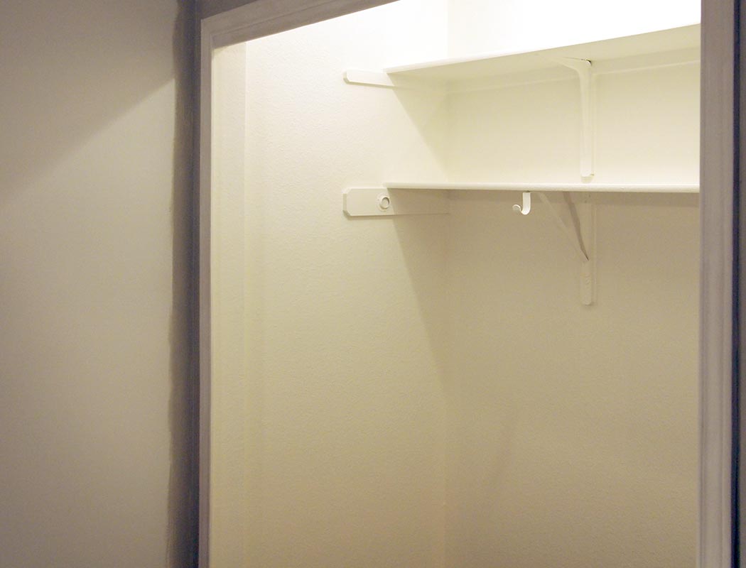 Boring Builder Closet with Primer